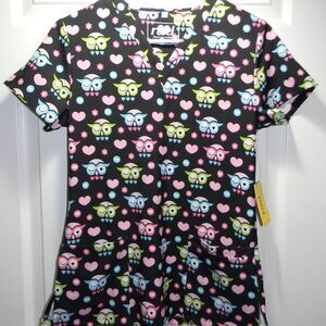 Revel Premium Stretch Scrubs Black Owl Hearts Lucy Valentine's Day XS NWT Pocket